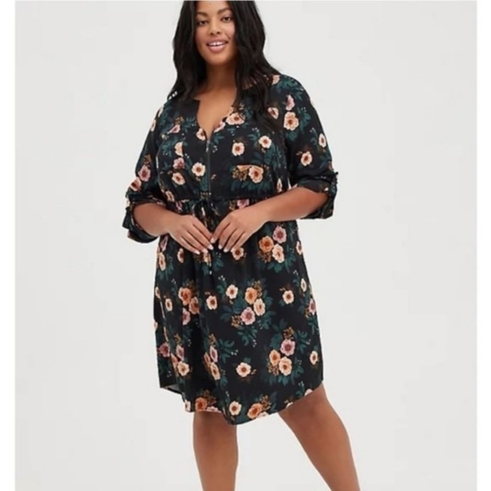 Torrid Women's 3X Dark Floral Zip Floral Challis Fit Flare Dress Roll Tab Sleeve